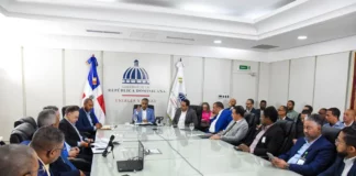 Gobierno analiza impacto de crisis en Medio Oriente sobre el sistema eléctrico dominicano