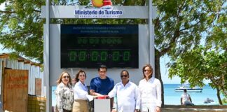 Ministro Collado deja iniciada obra en la playa de Punta Rucia, Puerto Plata