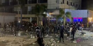 Disturbios y caos genera presentación de «Rochy RD» en cierre de Carnaval 2026 en Barahona