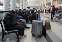 Cientos de pasajeros varados en Bali debido a la guerra en Oriente Medio