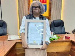 Martha Candela es reconocida como Hija Distinguida por la Alcaldía de La Romana