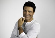 Concierto de Chayanne reúne a cientos de fanáticos en el Estadio Quisqueya