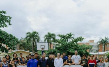 INEFI entrega aros y tableros a Escuela Abel Aranda Olivier