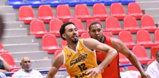 Metros dominan a Leones y siguen invictos