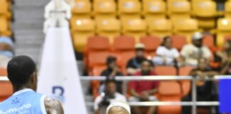 Metros aplastan a Titanes y extienden invicto