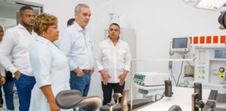 Luis Abinader inaugura el hospital en La Victoria con inversión de más de RD$75 millones de pesos