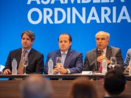 Gobierno y empresarios analizan impacto de crisis en Medio Oriente