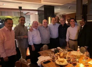 PLD reúne a dirigentes presidenciables y surgen comentarios por ausencias de Abel y Domínguez Brito