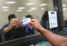 Presidente Luis Abinader amplía vigencia de las licencias de conducir para mayores de 65 años