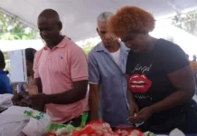 Gobierno inaugura la feria “Inespre está de Madre” en Cristo Park