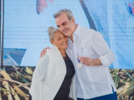 Presidente Luis Abinader inicia entrega del Bono Madre 2026
