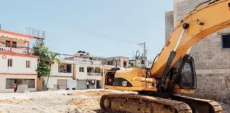 MIVHED avanza transformación vial de Los Praditos con finalización de demoliciones en calles 9 y 11