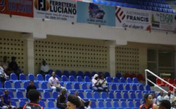 García logra otro triple-doble en remontada de Marineros ante Leones