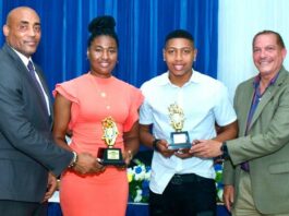 UDECPEMA premia la excelencia de Paulino, Hodge y Solano