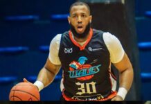 Araújo y Reyes impulsan victoria de Titanes ante Reales