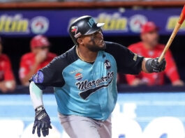 Estrellas refuerzan su ofensiva con firma de Juan Santana