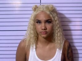 Policía apresa a exponente urbana “Macha” y otros dos jóvenes con armas de fuego en Boca Chica