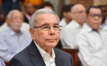 Danilo Medina asegura PRM “no gana ni llevando al Papa como candidato”