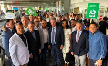 Leonel Fernández encabeza foro iberoamericano y juramentará nuevos miembros en FP en Madrid