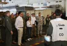 Embajadora Leah Campos visita portaaviones de Estados Unidos junto a autoridades dominicanas