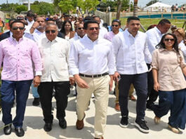 David Collado supervisa obras del Parque Urbano Bajos de Haina