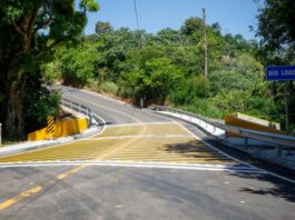 Presidente Luis Abinader inaugura carretera y aulas en Santiago