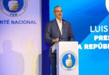 Luis Abinader llama al PRM fortalecer unidad