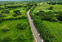 Gobierno inaugura la carretera Monte Plata–Cevicos