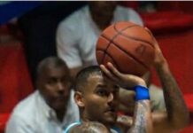 Titanes vencen a Cañeros y siguen en la pelea por la semifinal