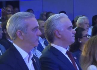 Luis Abinader asiste a un homenaje por natalicio Hatuey De Camps