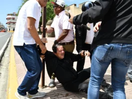 Tensión entre ANPA y agentes por manifestación