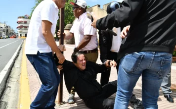 Tensión entre ANPA y agentes por manifestación