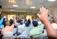 Luis Abinader escucha demandas de ganaderos y reafirma su apoyo