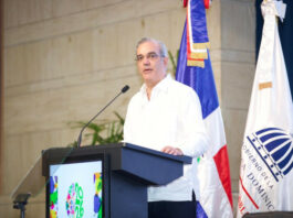 Luis Abinader exhorta al PRM a fortalecer la unidad y la cercanía con la ciudadanía