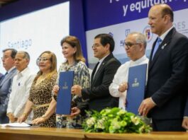 Raquel Peña encabeza firma del “Pacto por una Mejor Ciudad”