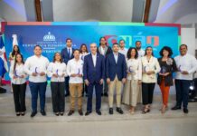 Presidente Abinader llama a los jóvenes a ser guardianes de la ética y se autodenomina presidente del Sistema Nacional de Ética Juvenil