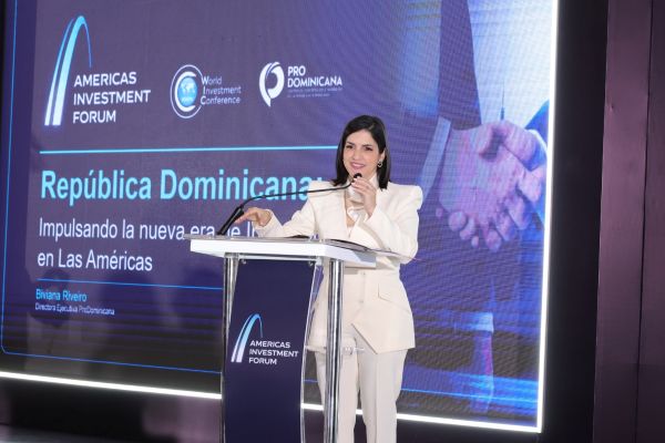 Biviana-Riveiro-Directora-Ejecutiva-de-ProDominicana (1)