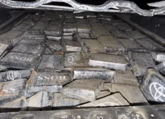 DNCD incauta 237 paquetes de presunta cocaína durante operativo en Santo Domingo