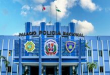 Policía investiga muerte de hombre tras impactar puerta de cristal al huir sin pagar un motoconcho