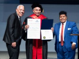 Redime y Ministerial Christian University honran trayectoria de Manolo Prince