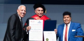 Redime y Ministerial Christian University honran trayectoria de Manolo Prince