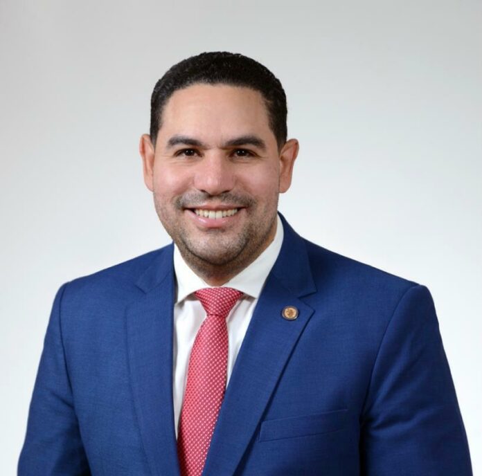 Victor Torres Rosa.