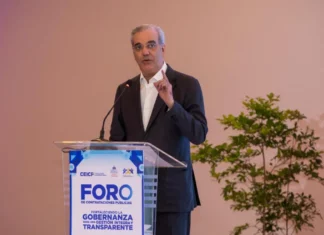 Luis Abinader destaca nueva etapa de transparencia con Ley de Contrataciones Públicas