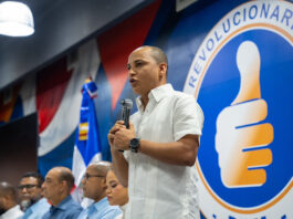 Joaquín Fernández es ratificado como secretario general de la Juventud Revolucionaria Moderna