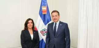 Ministro Bisonó recibe a embajadora Leah Campos para fortalecer vínculos entre RD y EE. UU.