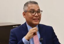 Carlos Peña propone cambios electorales para comicios 2028