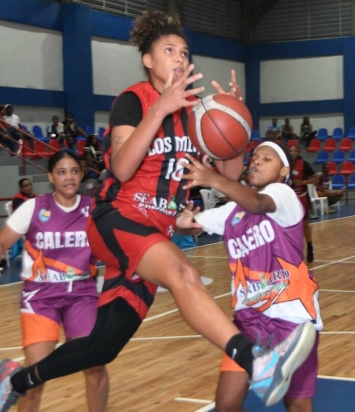Cesarina Capellán, de Los Mina