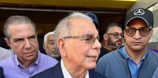 Danilo Medina: El Gobierno del PRM le está saliendo muy caro al país