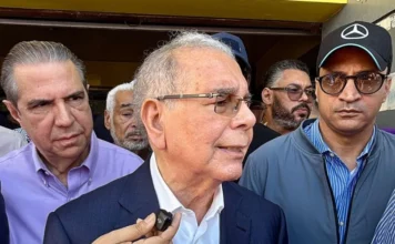 Danilo Medina: El Gobierno del PRM le está saliendo muy caro al país