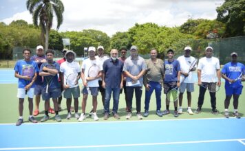 Desarrollan el Curso Play Tennis para entrenadores de la disciplina